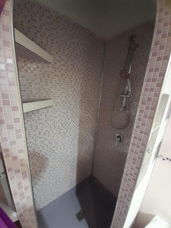 브린디시 First House 빌라 외부 사진